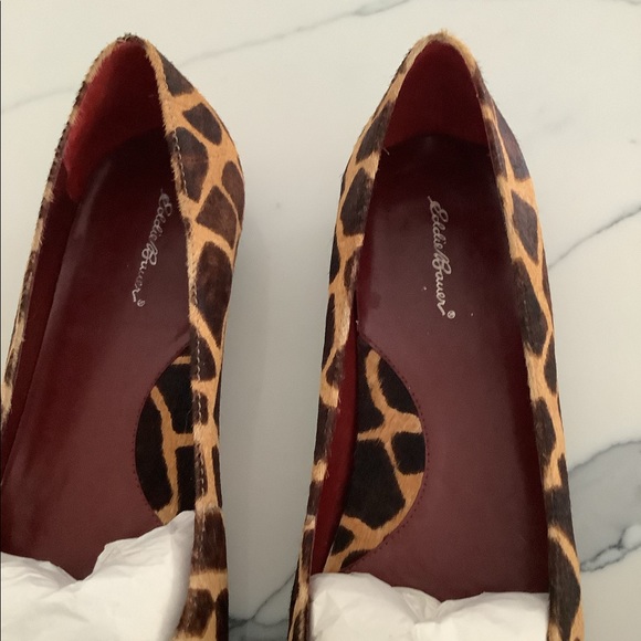 Eddie Bauer flats - Picture 3 of 3
